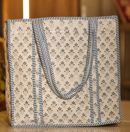 White and blue handbag for errands